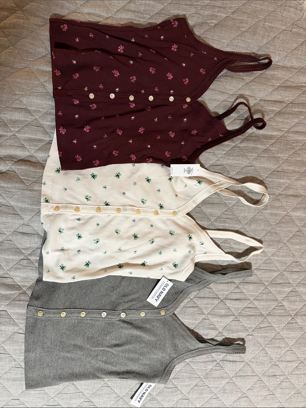 Old Navy Women's Ribbed Button-Front Camisole Trio - Burgundy, Cream, Gray